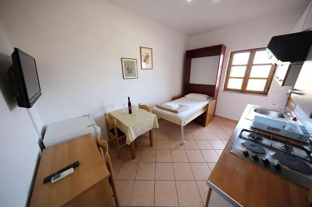 Holiday Apartment In Privlaka With Sea View, Balcony, Air Conditioning, Wifi 3598-3 0*, Privlaka (Zadar) Croatia