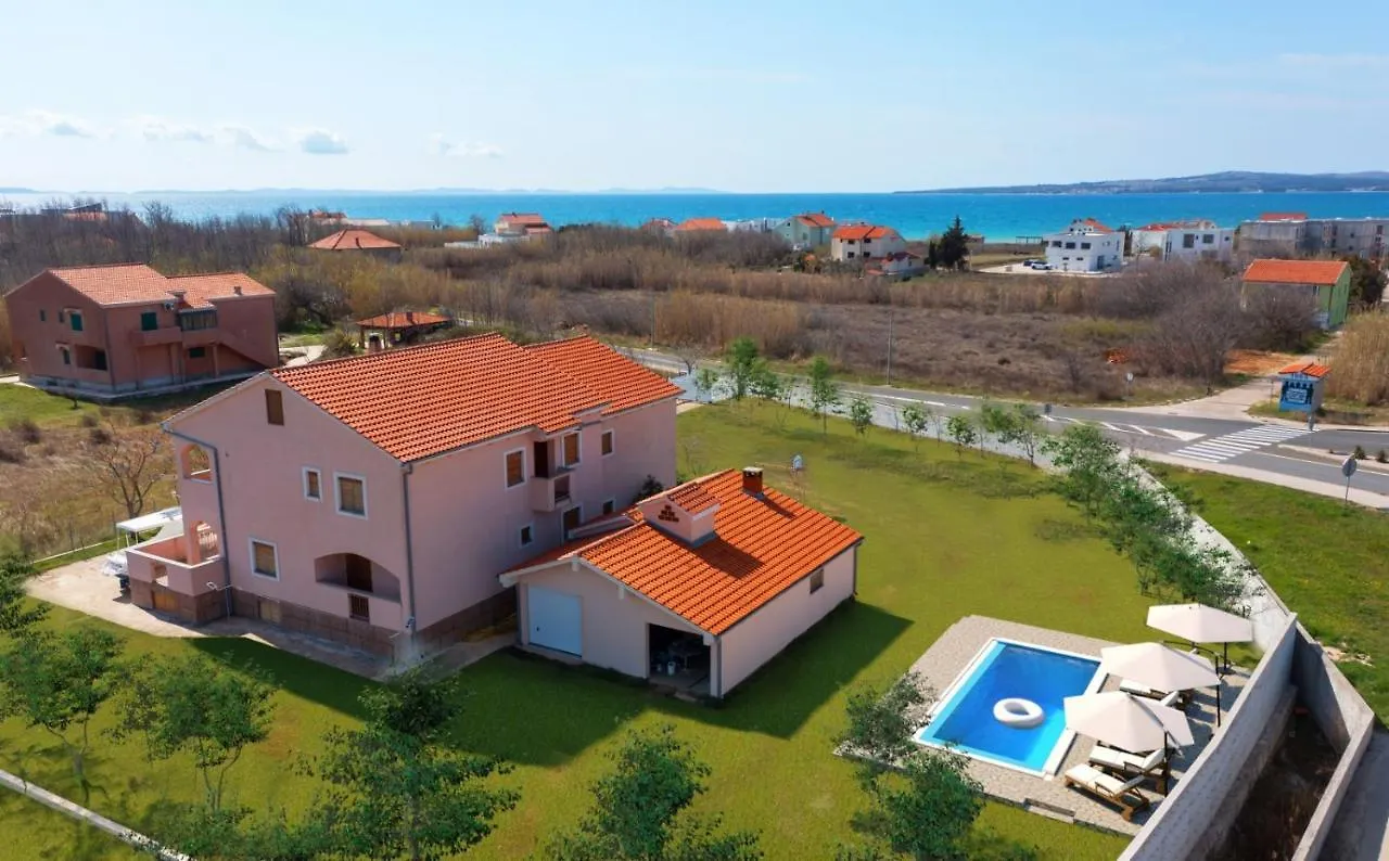 Holiday Apartment In Privlaka With Sea View, Balcony, Air Conditioning, Wifi 3598-3  Privlaka (Zadar)
