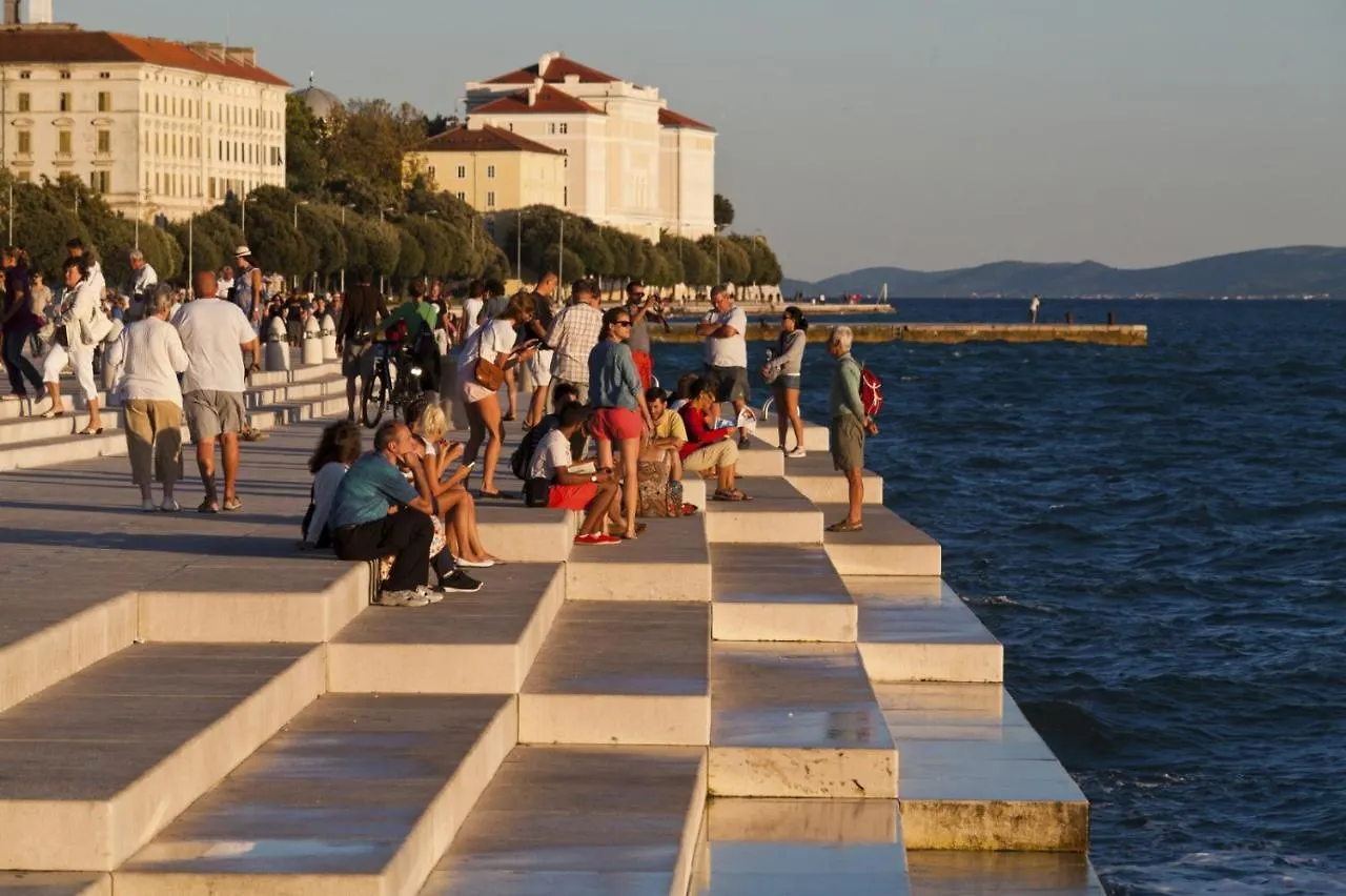 Holiday Apartment In Privlaka With Sea View, Balcony, Air Conditioning, Wifi 3598-3 0*, Privlaka (Zadar)